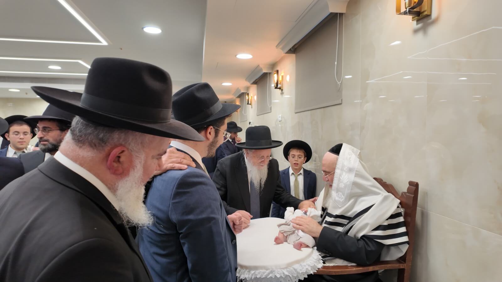 ברית לנכד ראש ישיבות תפארת לוי הגר